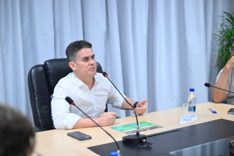 Fotos - Dhyeizo Lemos / Semcom-Prefeito e Antônio Pereira /Semcom