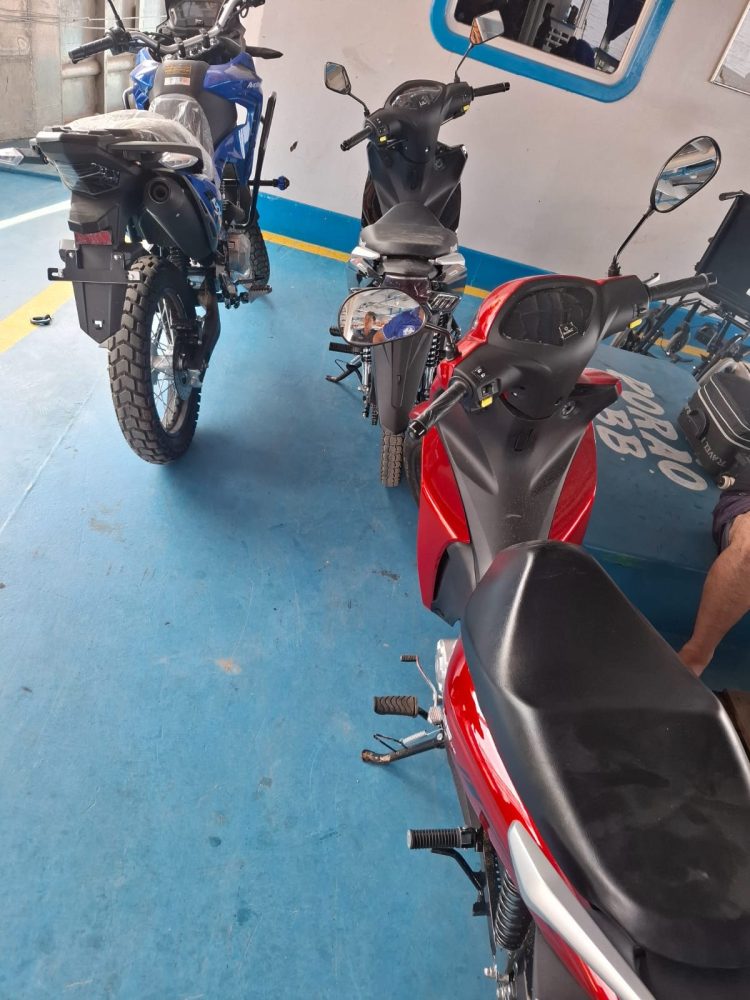 Motocicletas apreendidas. (Foto: Divulgação/PC-AM)