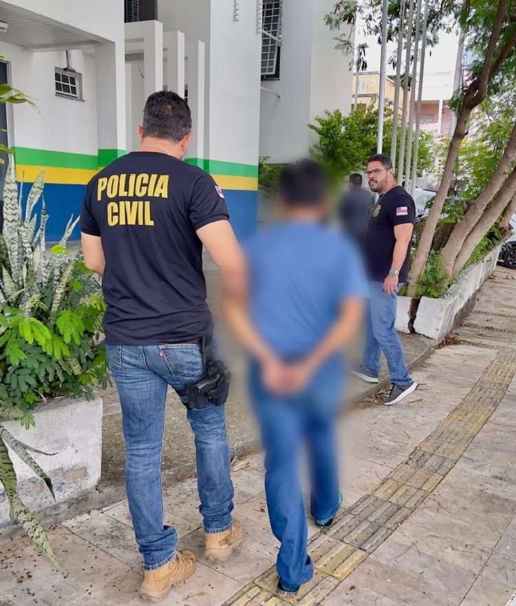 Ação policial. (Foto: Beatriz Sampaio/PC-AM)