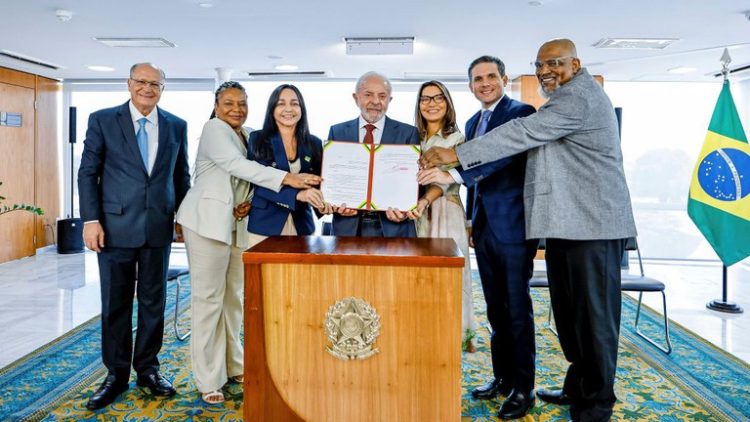 De acordo com o presidente Lula, a importância do decreto vai além das manifestações e abrange artistas, agentes culturais e espaços comunitários envolvidos na cena cultural gospel - Foto: Ricardo Stuckert/Secom-PR