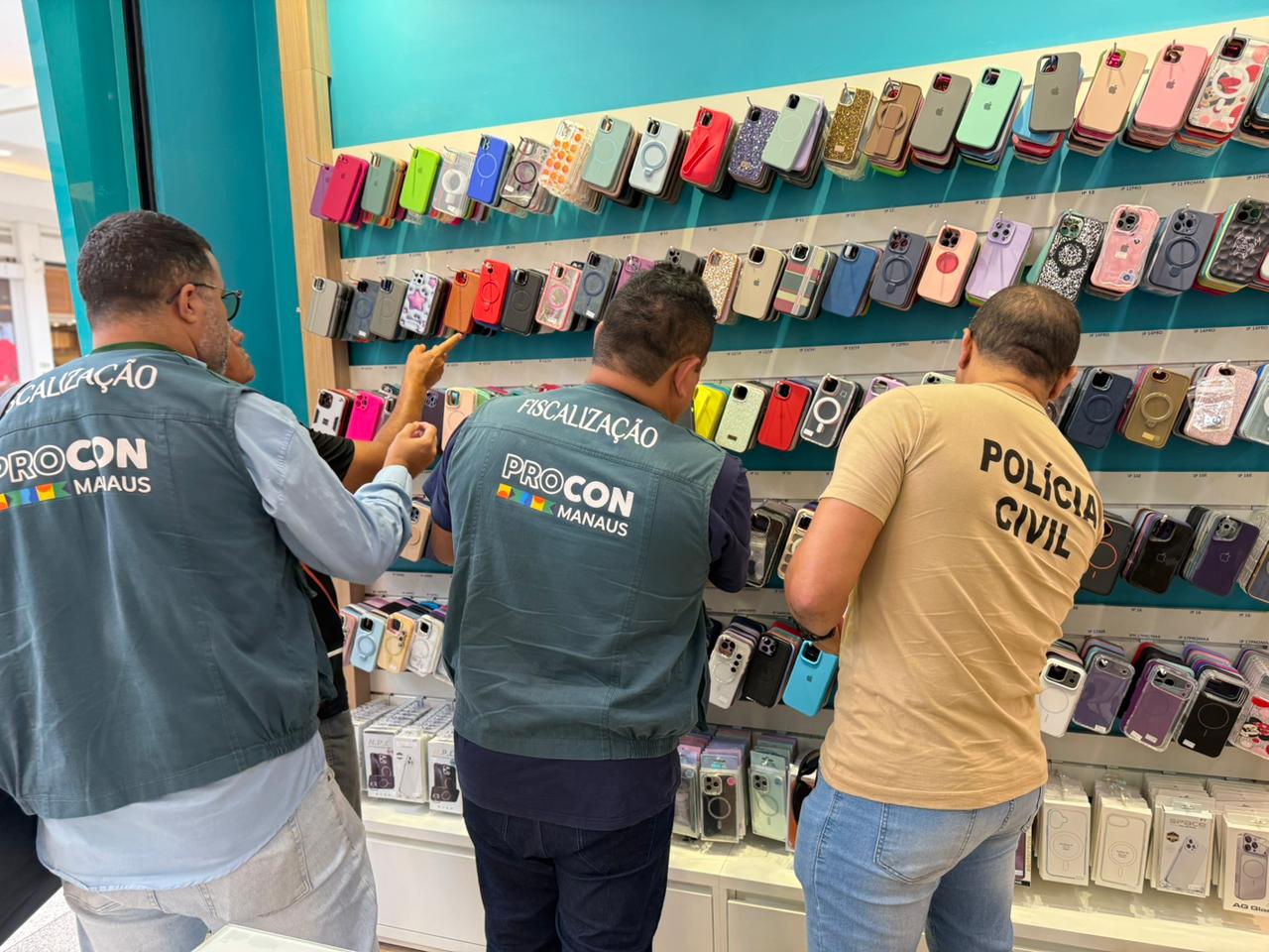 Fotos – Divulgação / Procon Manaus