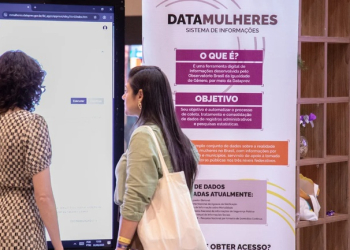 Lançamento do DataMulheres durante a 5ª Conferência Nacional de Políticas para as Mulheres. Foto: Vítor Vansconcelos.