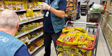 Fotos – Divulgação/Procon Manaus